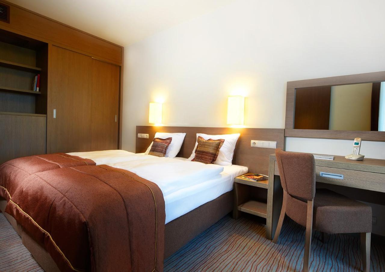 Baltic Plaza Hotel Medi Spa Kolobrzeg Luaran gambar
